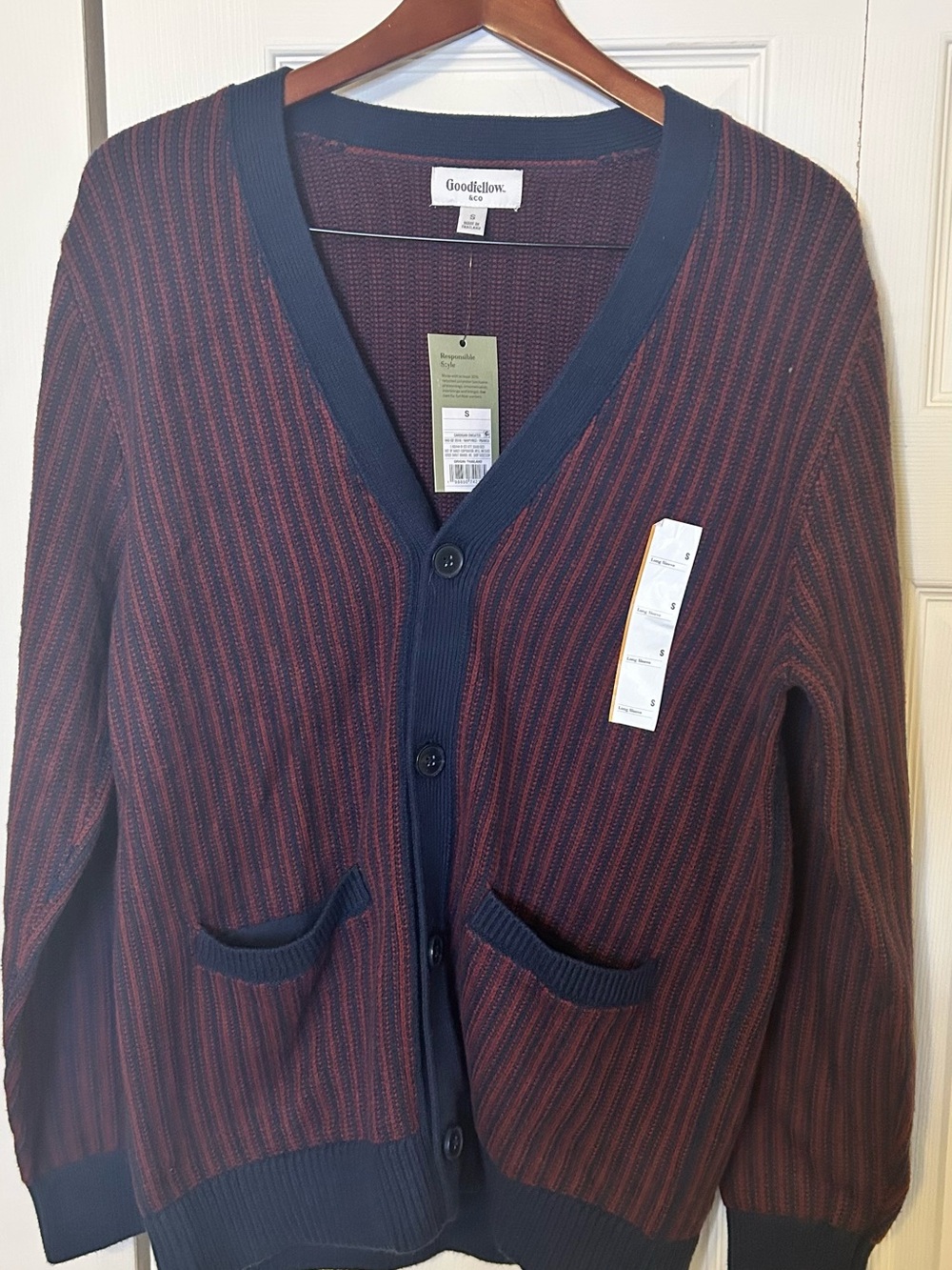 Goodfellow & Co Mens Navy/Red  Striped V‑Neck Cardigan